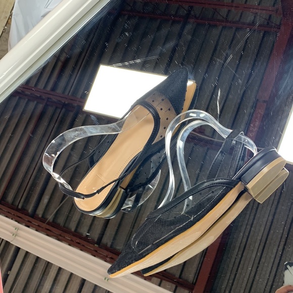 Polka Dot Slingback flats in Black Mesh Fabric - Picture 6 of 8